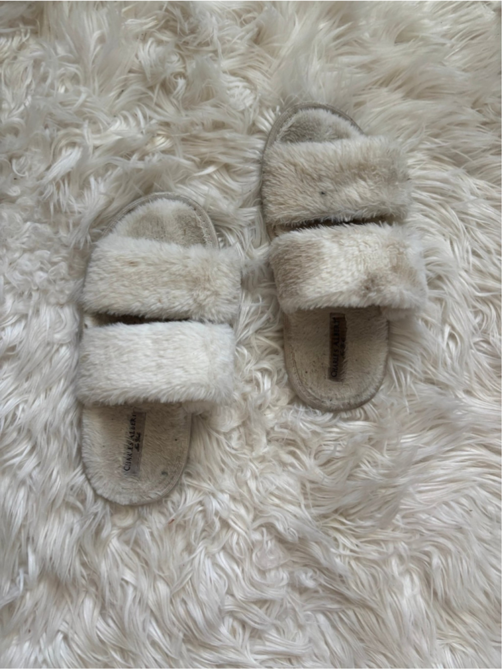 Super well worn woman's house slippers shoes